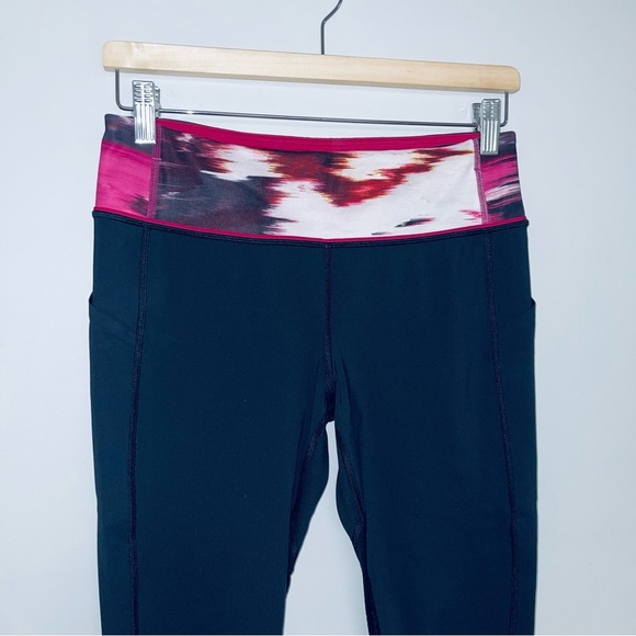 Lululemon Leggings Women's Size 8 US Black Red Pink Pace Rival Crop Luxtreme - Picture 4 of 13